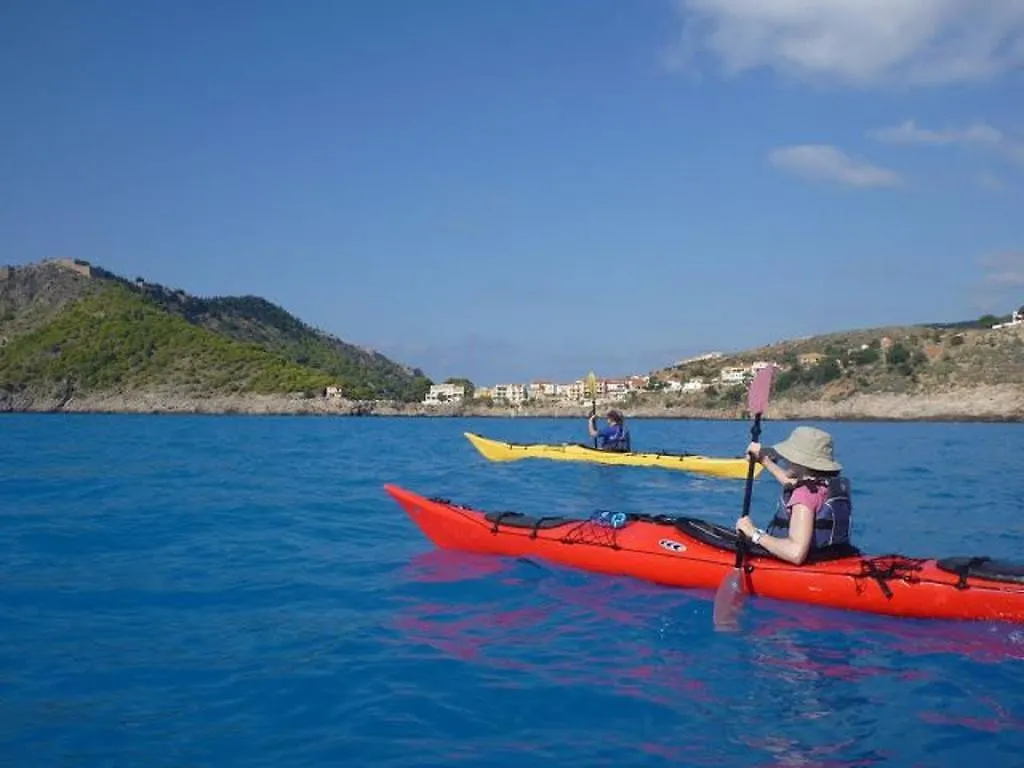 Kalypso Studios & Apartments Karavomylos