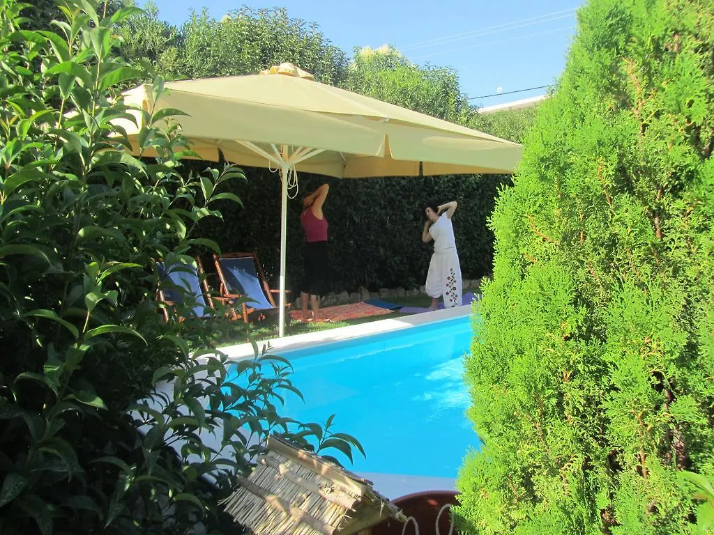 Kalypso Studios & Apartments Karavomylos