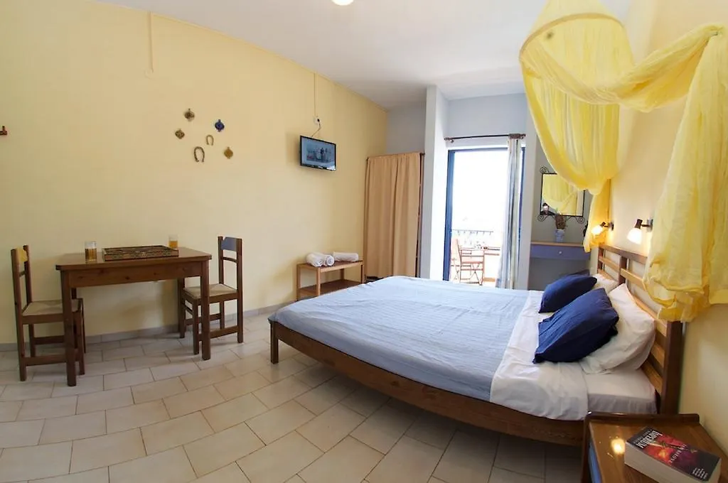 Kalypso Studios & Apartments Karavomylos Grecia