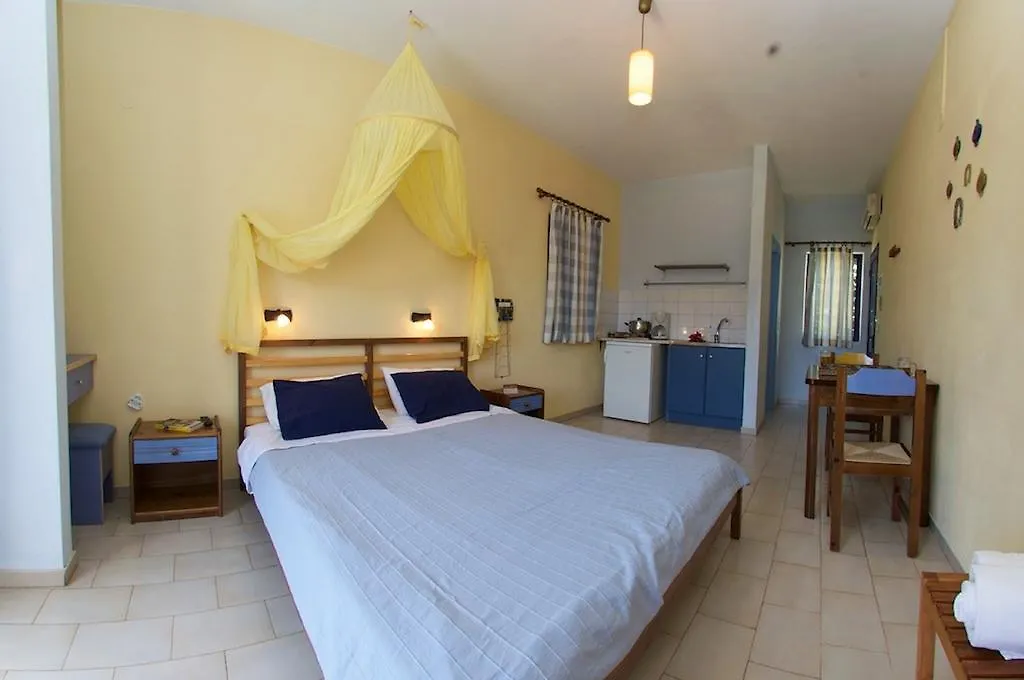Kalypso Studios & Apartments Karavomylos