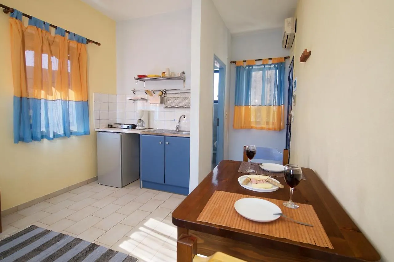 Kalypso Studios & Apartments Karavomylos 0*,