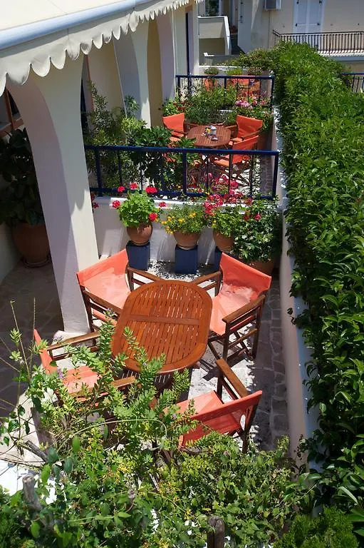 Kalypso Studios & Apartments Karavomylos Greece